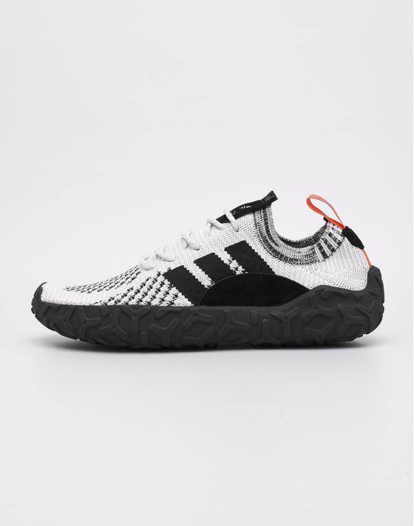 Adidas Originals F/22 Primeknit Crystal White/ Core Black/ Trace Orange 44,5