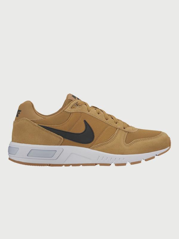 Boty Nike Nightgazer Hnědá