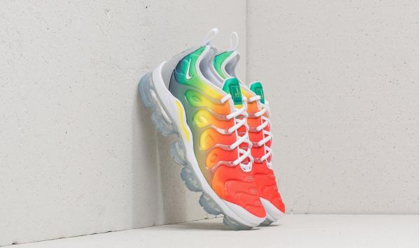 Nike Air Vapormax Plus White/ Neptune Green