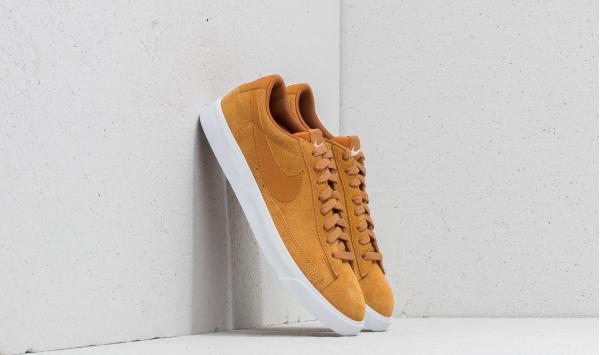 Nike Blazer Low Suede Desert Ochre/ Desert Ochre-Sail