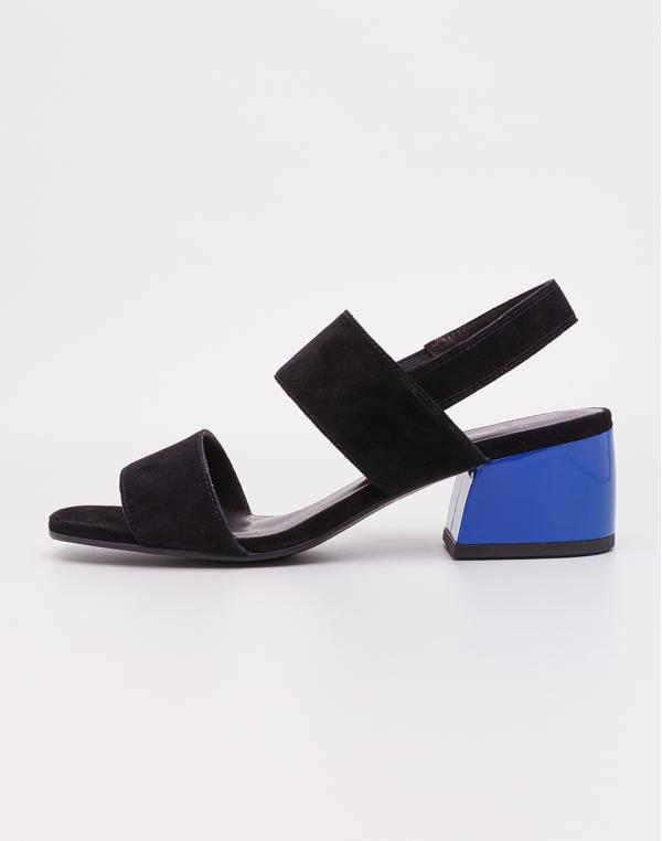 Vagabond Saide Black 37