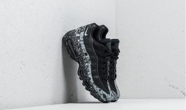 Nike Wmns Air Max 95 SE Black/ Black-White
