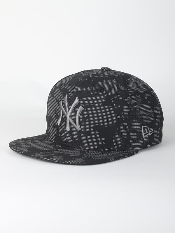 Kšiltovka New Era 950 MLB Night Time Reflective NEYYAN Šedá