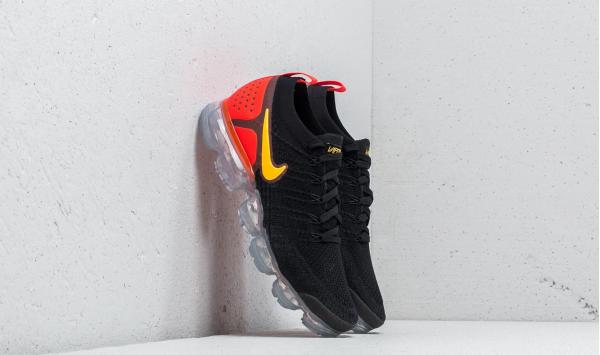 Nike Air Vapormax Flyknit 2 Black/ Laser Orange