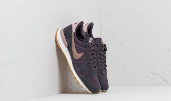 Nike Internationalist WMNS Oil Grey/ Mink Brown