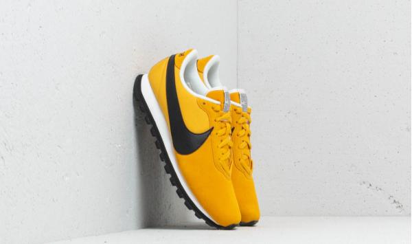Nike Wmns Pre-Love O.X. Yellow Ochre/ Black