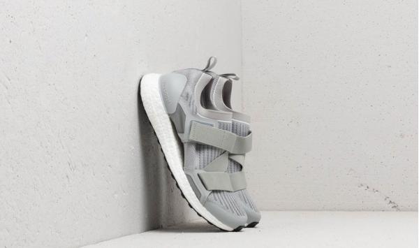 adidas x Stella McCartney Ultraboost X S. Stone/ Mid Grey/ Core Black