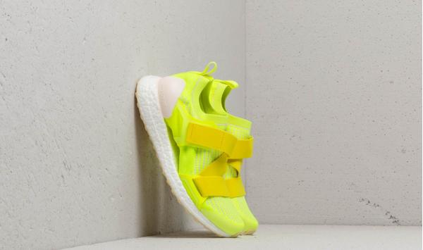 adidas x Stella McCartney Ultraboost X S. Yellow/ Yellow/ Missun