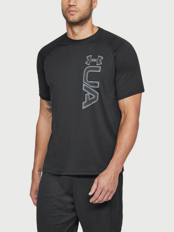 Tričko Under Armour Tech Graphic SS Tee Černá