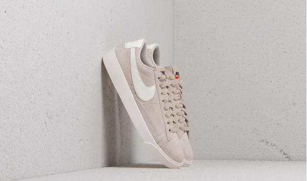 Nike W Blazer Low Sd Desert Sand/ Sail-Sail