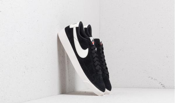 Nike W Blazer Low Sd Black/ Sail-Sail