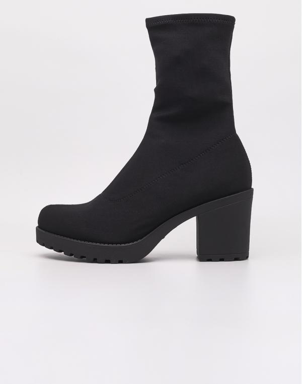 Vagabond Grace Black 40