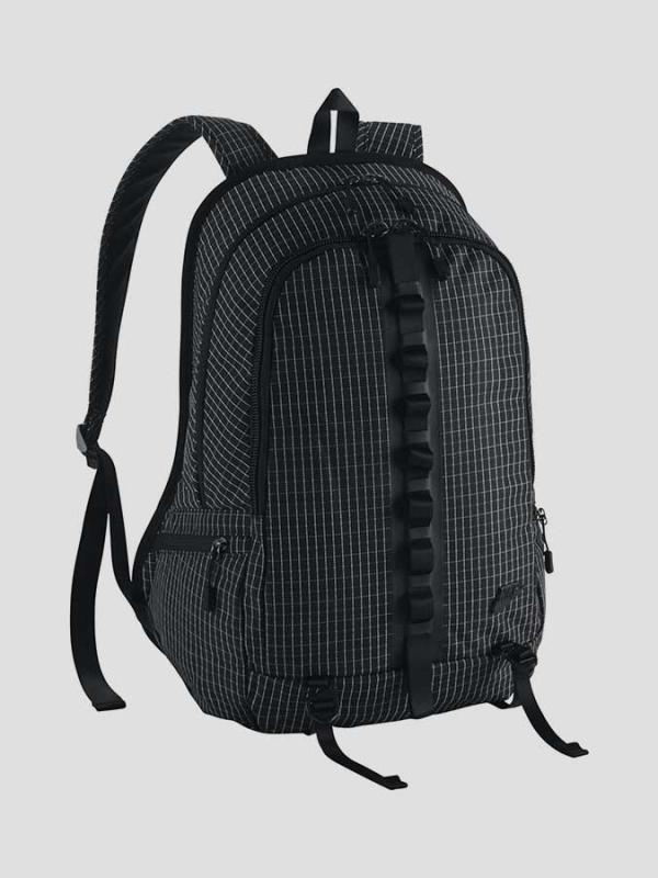 Batoh Nike KARST CASCADE BACKPACK Černá