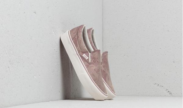 Vans Classic Slip-On (Satin Paisley) Mauve/ Sno