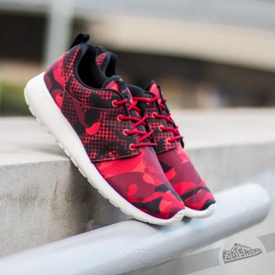 Nike Roshe One Print Red/ Black-Gym Red