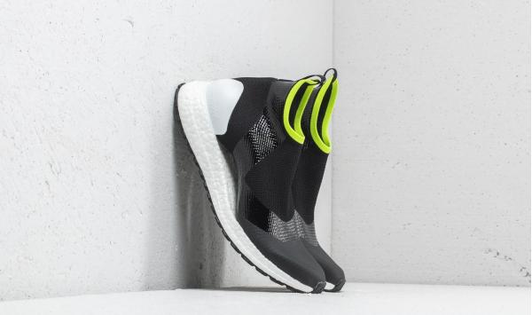 adidas x Stella McCartney Ultraboost X All Terrain Core Black/ Ftw White/ Solar Slime