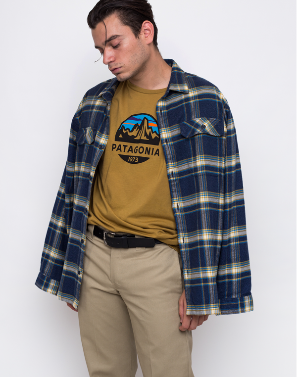 Patagonia Fjord Activist: Navy Blue L
