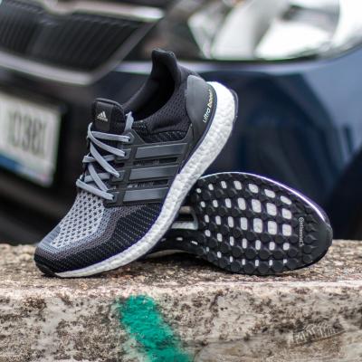adidas Ultra Boost M Black/ Grey
