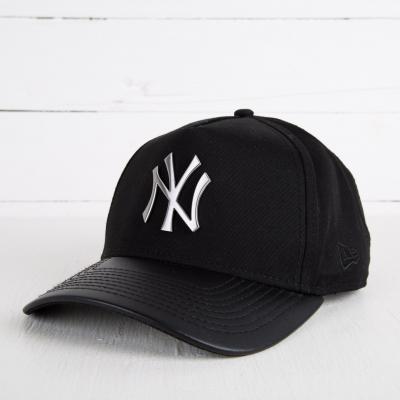 New Era NY Yankees A Frame Trucker Black/ Silver