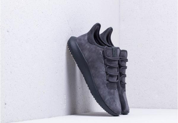 adidas Tubular Shadow Carbon/ Carbon/ Chalk White
