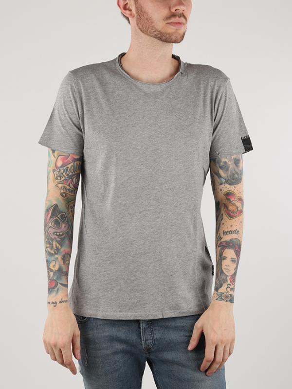 Tričko Replay M3466 T-Shirts Šedá