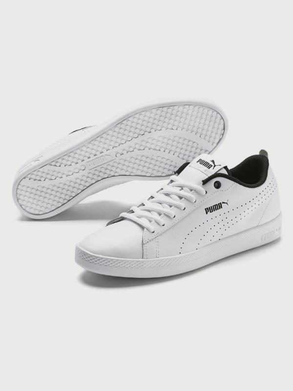 Boty Puma Smash Wns v2 L Perf Bílá