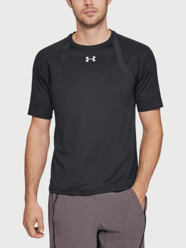 Tričko Under Armour Hexdelta Shortsleeve Černá