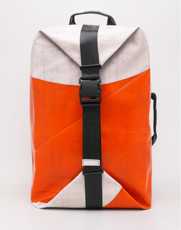 Freitag F512 Voyager