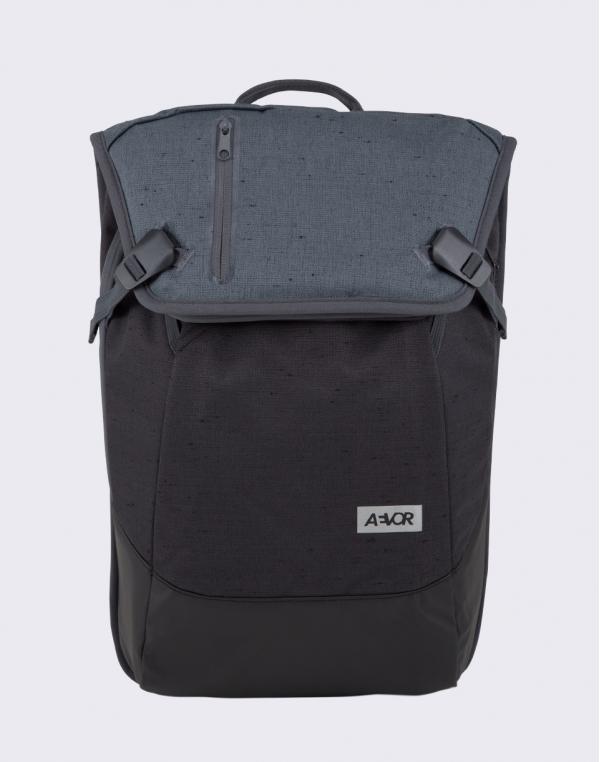 Aevor Daypack Bichrome Night 18 L