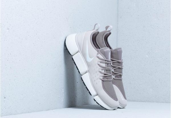 Nike Pocket Fly DM Desert Sand/ White-Sepia Stone