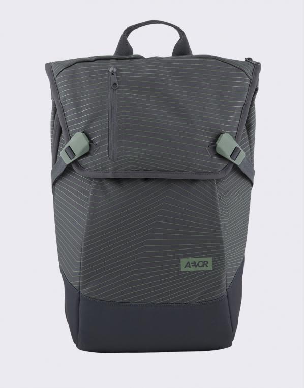 Aevor Daypack Fineline Ivy