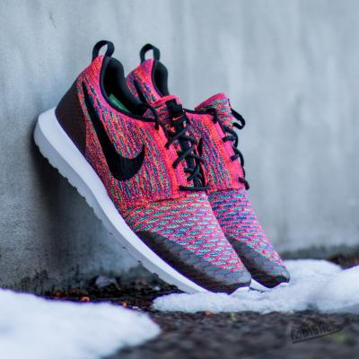 Nike Roshe NM Flyknit SE Bright Crimson/ Black- Green Strike- Gym Royal