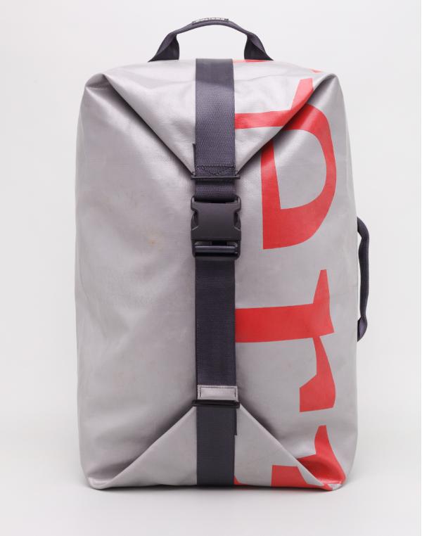 Freitag F512 Voyager