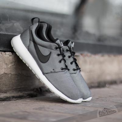 Nike Roshe One Premium Black/ White- Wolf Grey