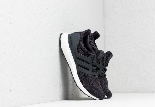 adidas UltraBOOST Carbon/ Carbon/ Ftw White