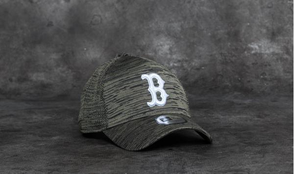 New Era 9Forty Engineered Fit Boston Red Sox Cap Olive/ Black