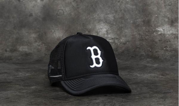 New Era 9Forty Women Essential Boston Red Sox Trucker Black/ White