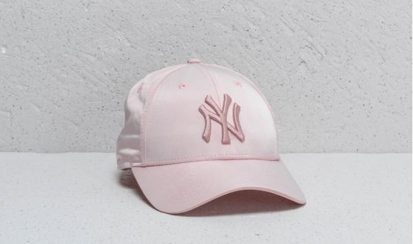 New Era 9Forty Women MLB New York Yankees Cap Pink