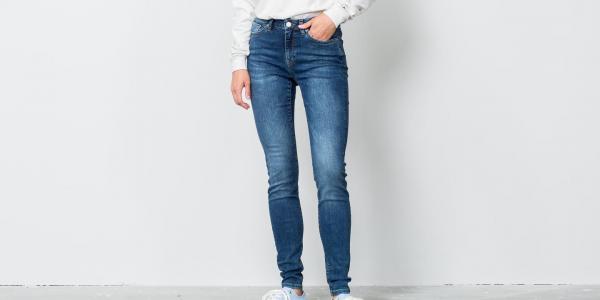 SELECTED Ida Bruce Jeans Medium Blue Denim