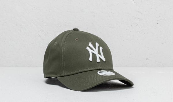 New Era 9Forty Women MLB New York Yankees Cap Olive/ White