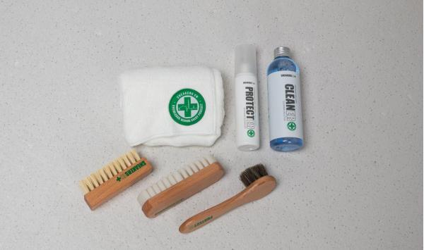 SneakersER DOPPER Luxury Dopp Bag Kit