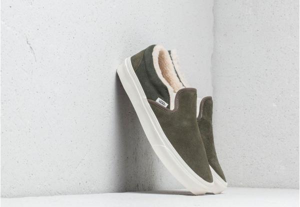 Vans Classic Slip- On (Seude/Sherpa) Grape Leaf