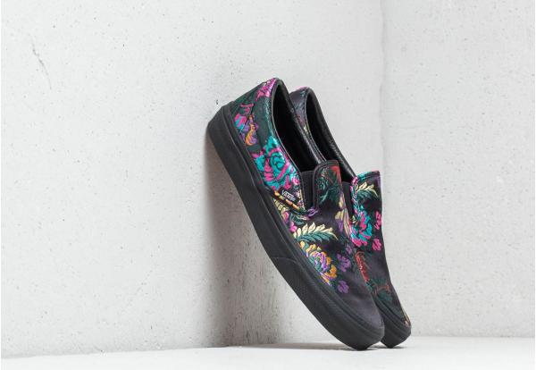 Vans Classic Slip-On (Festival Satin) Black/ Black