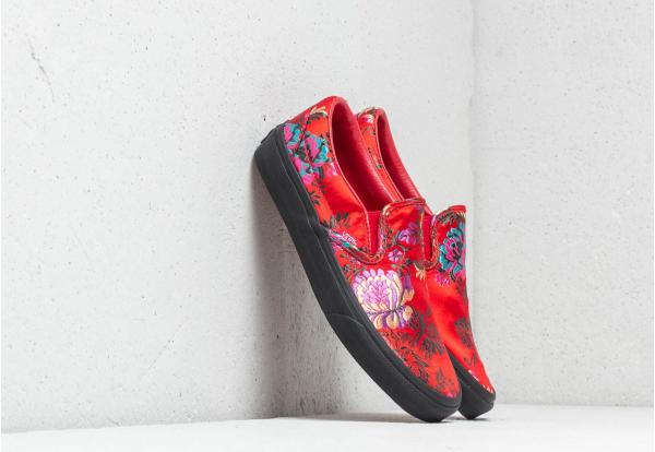 Vans Classic Slip-On (Festival Satin) Red/ Black