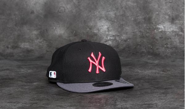 New Era 9Fifty Diamond Pop New York Yankees Cap Grey/ Black/ Pink
