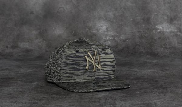 New Era 9Fifty Engineered Fit New York Yankees Cap Olive/ Black