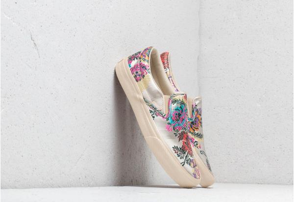 Vans Classic Slip-On (Festival Satin) Gold/ Gold
