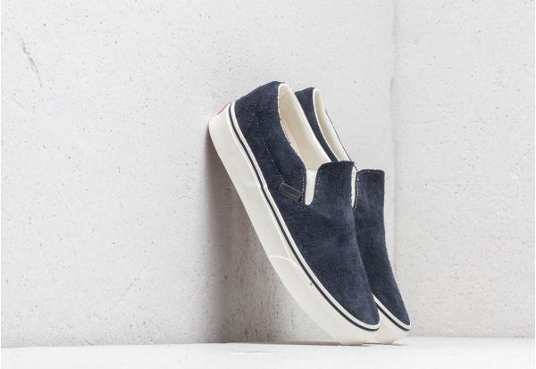 Vans Classic Slip-On Hairy Seude Sky Captain/ Snow white