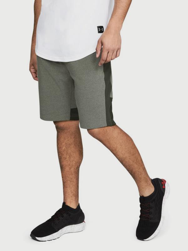 Kraťasy Under Armour Microthread Terry Short Zelená