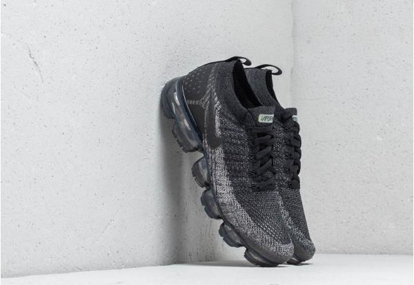 Nike Air Vapormax Flyknit 2 Black/ Black-Dark Grey